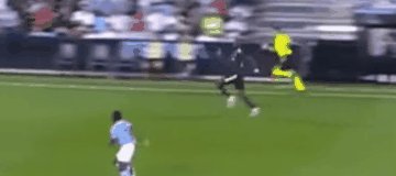 1669276329750035694.gif rudiger 2.gif